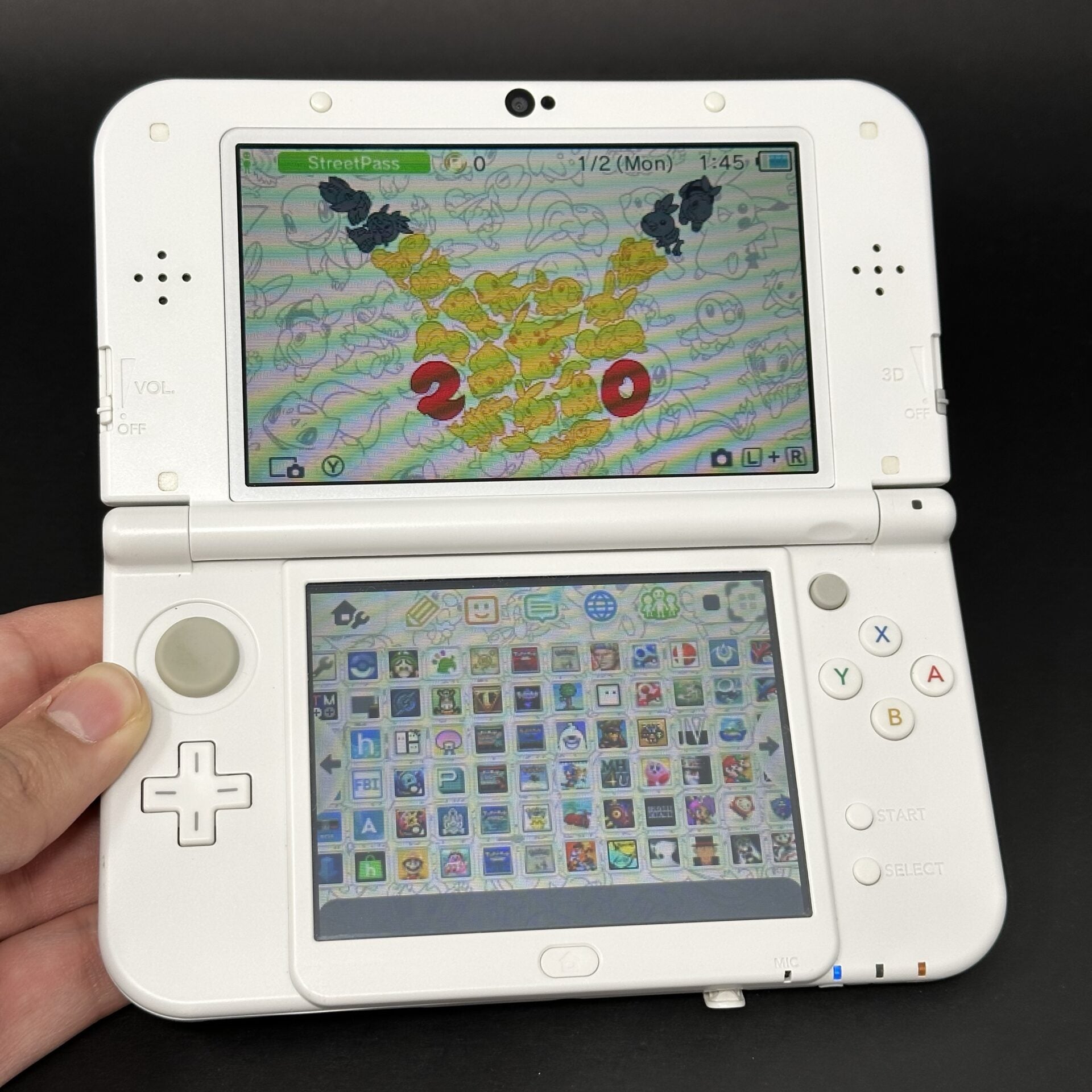 New 3DS Xl with 600+ Games | Pearl White